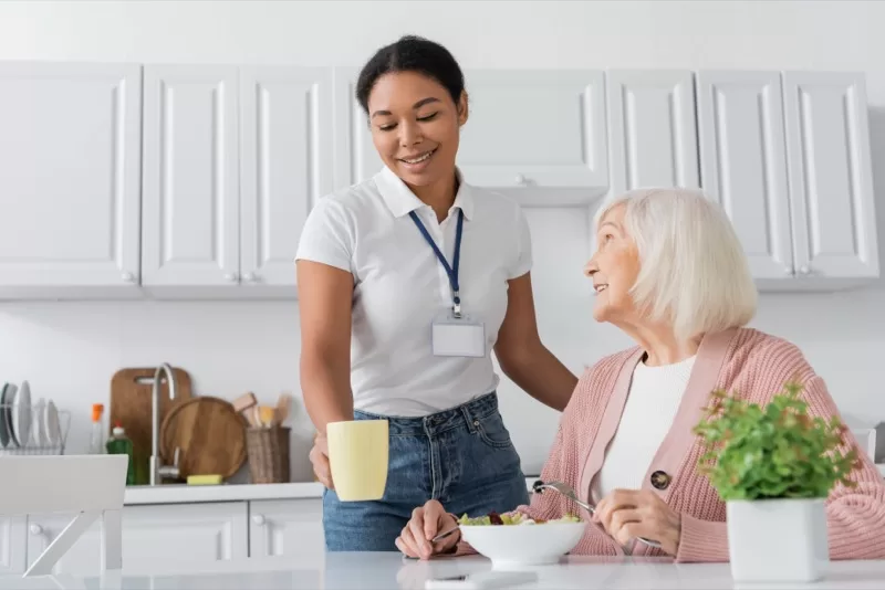 Community nurse providing in-home health support